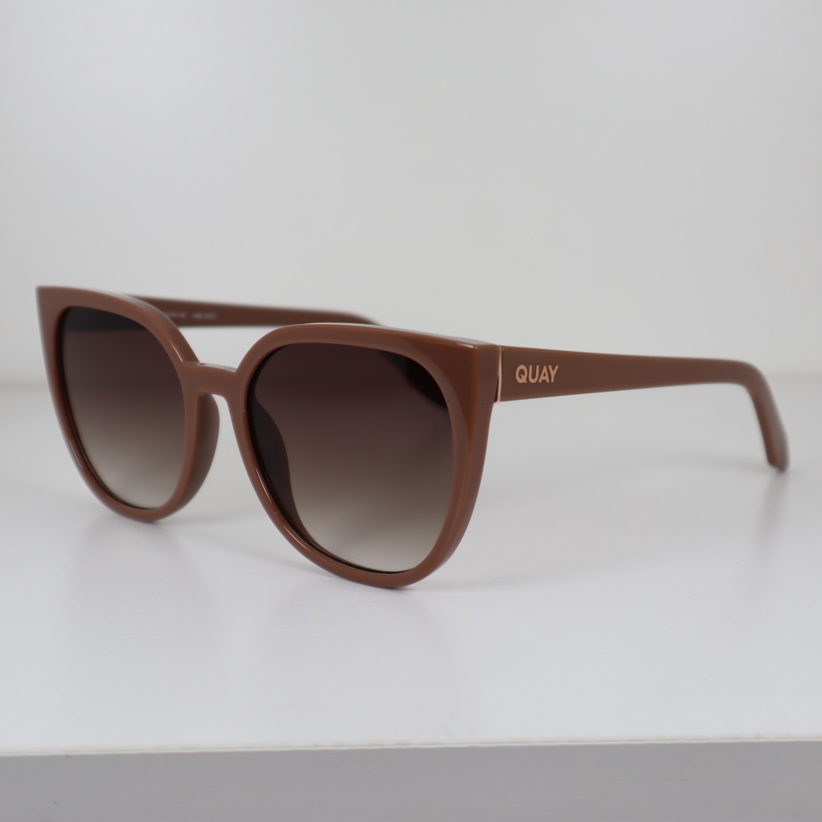 Quay Australia Staycation 73979 Doe Brown Rounded Cat-Eye Sunglasses 57-18-148mm