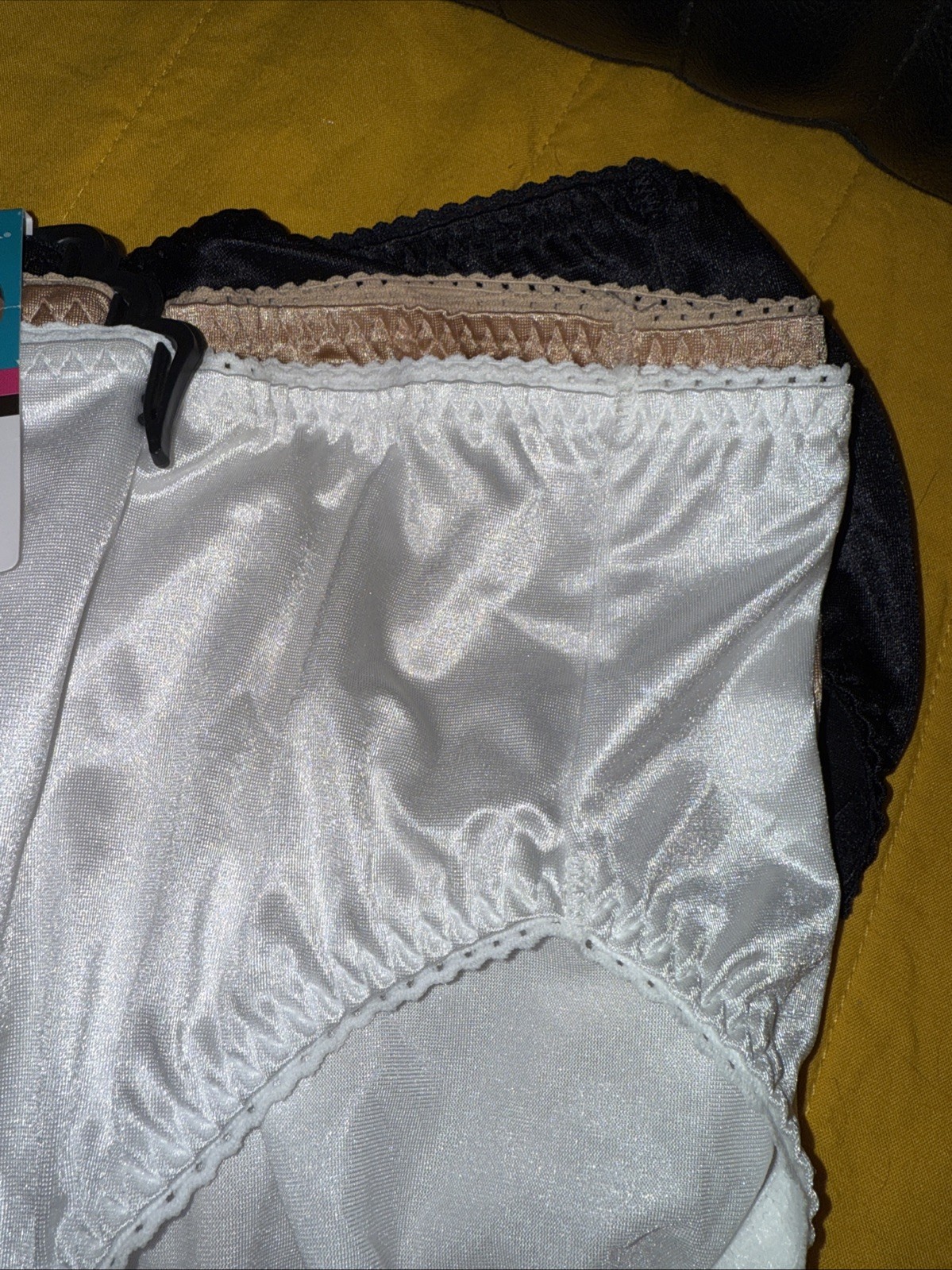 Vanity Fair 3 Pack HI-CUT UNDERSHAPERS Light Control Panties Nylon 4X/11 NWT