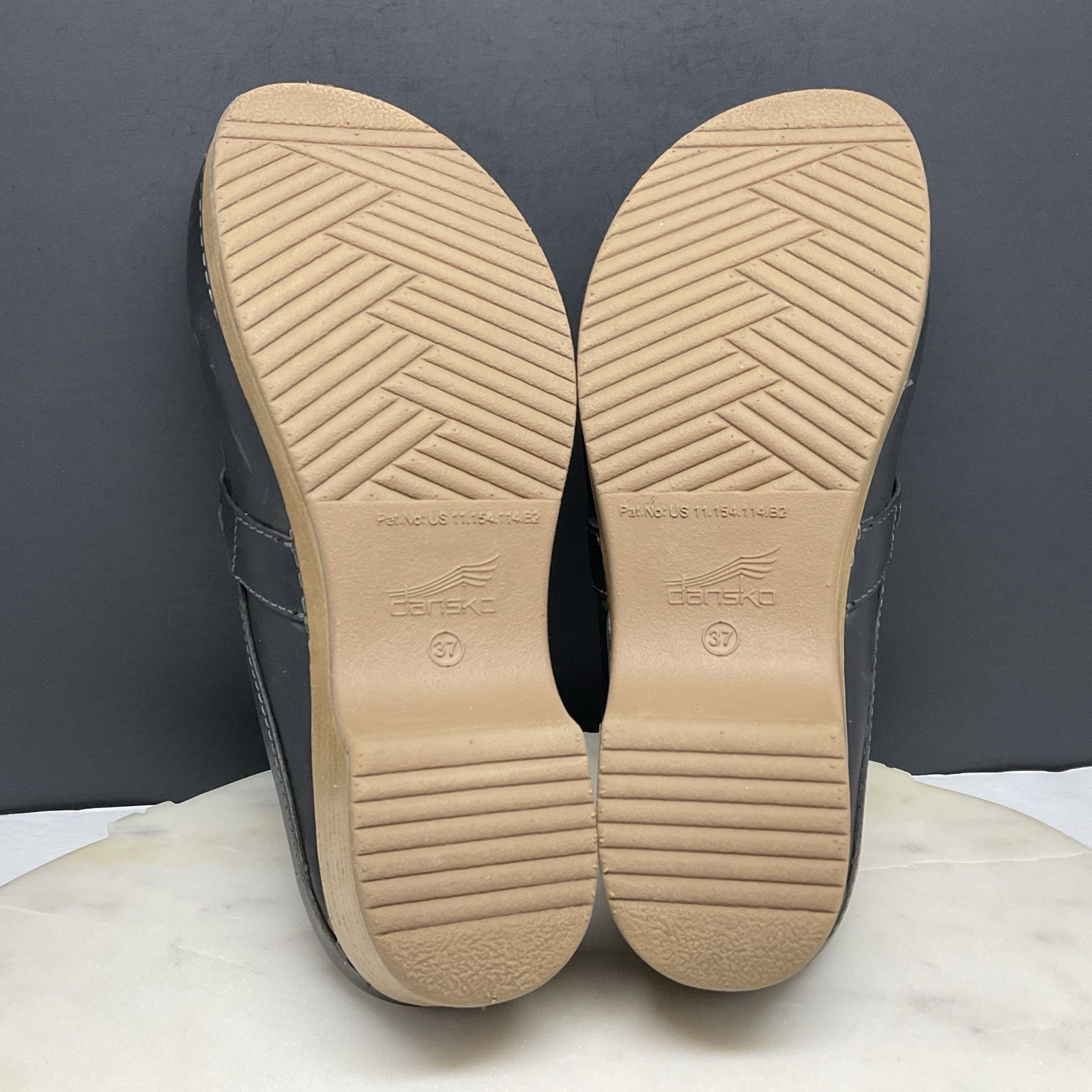 Dansko Womens Bel Oiled Pull Up Leather Mule Sz 6.5-7 EU-37 Black Slip On Shoes