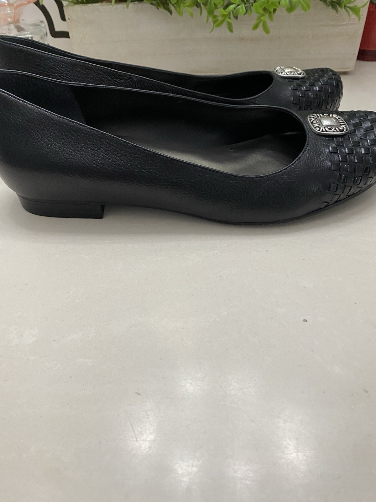 Brighton Black Leather Woven Medallion Slip-On Flats Women’s Size 9.5