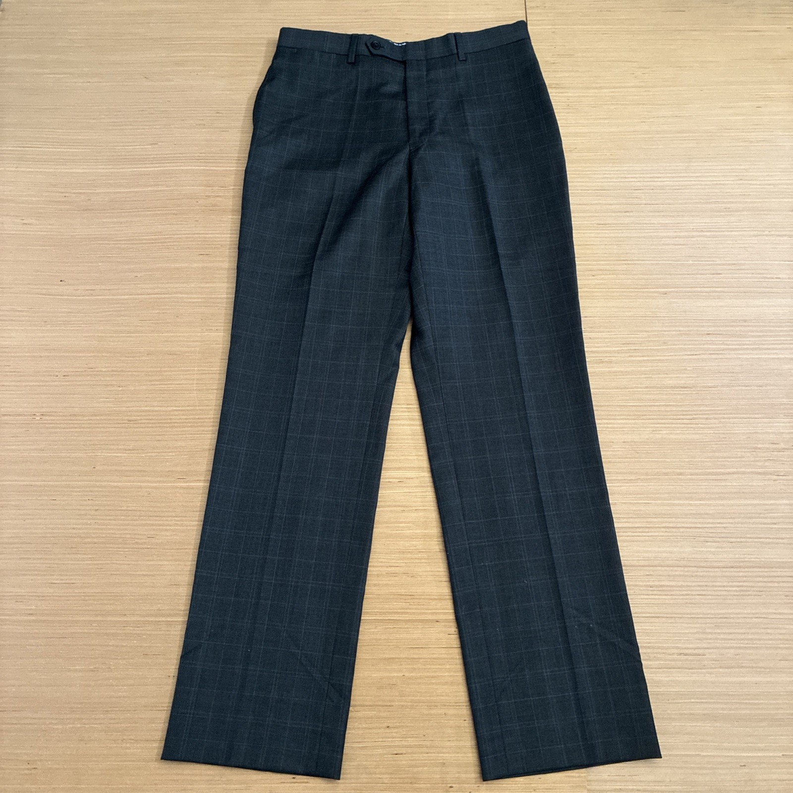 Tommy Hilfiger Men’s Size 32×32 Tailored Trim Fit 100% Worsted Wool Pants