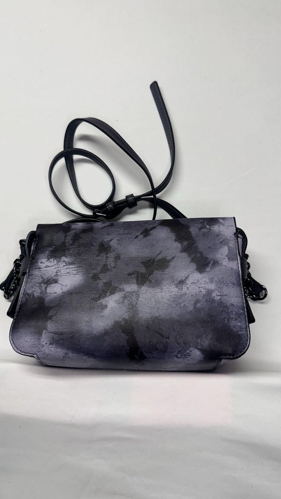 Simply Vera Wang Sintra Crossbody Bag Handbag Purse – Gray Ombre – New