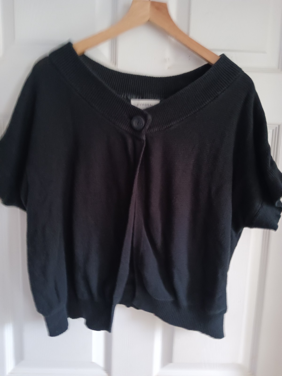 Merona Black Women’s 28/30W (fits like 3X) Short Knit Black Sweater Top Shrug