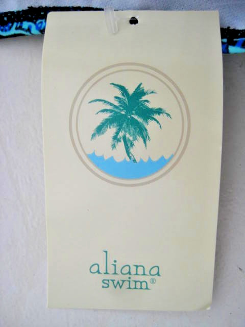 Aliana Shades of Blue Geometric One Piece Swimsuit Size 16 NWT