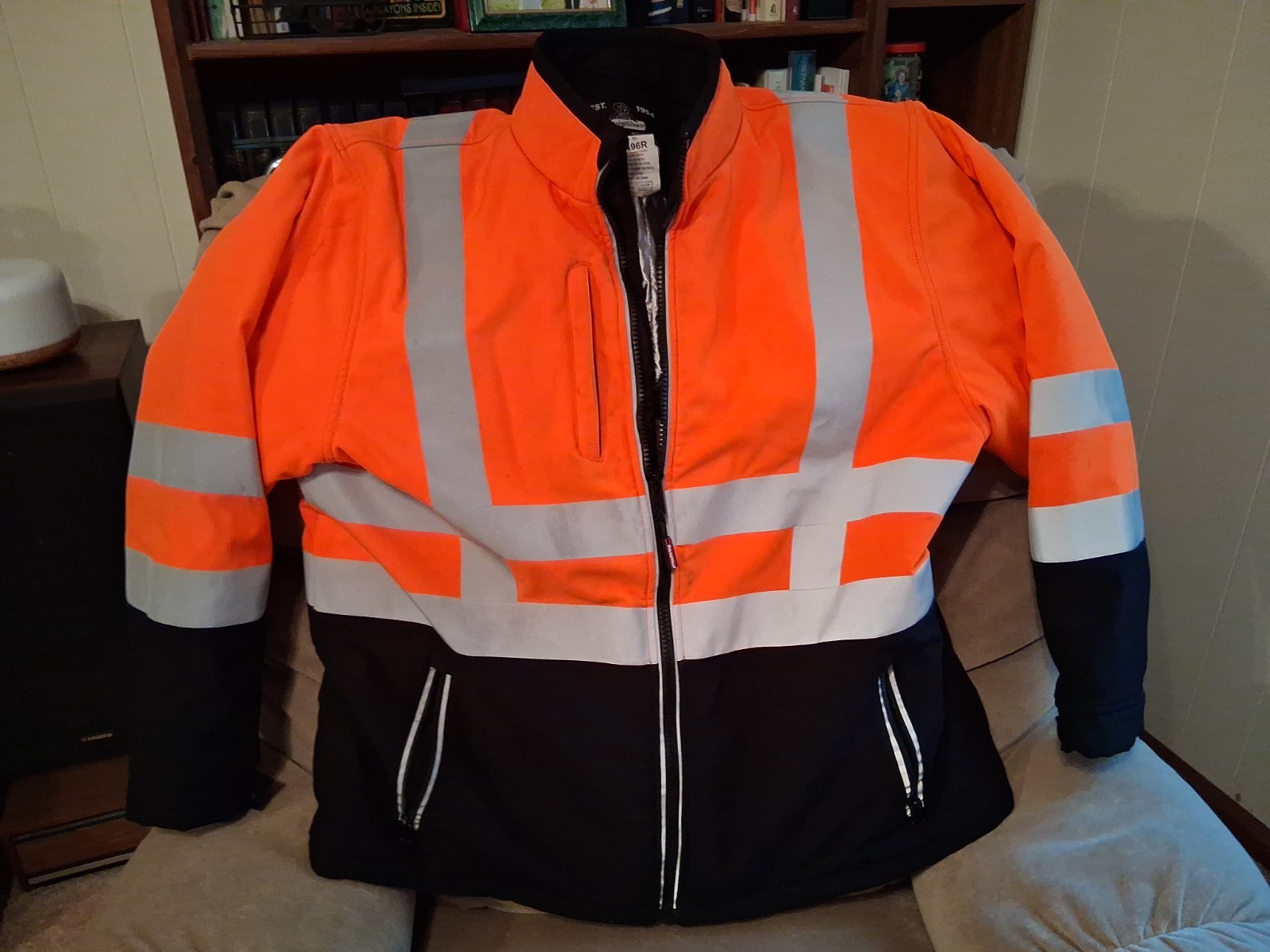 RefrigiWear Hi Vis Insulated Softshell Jacket Men’s XL Orange Black Coat 0496R