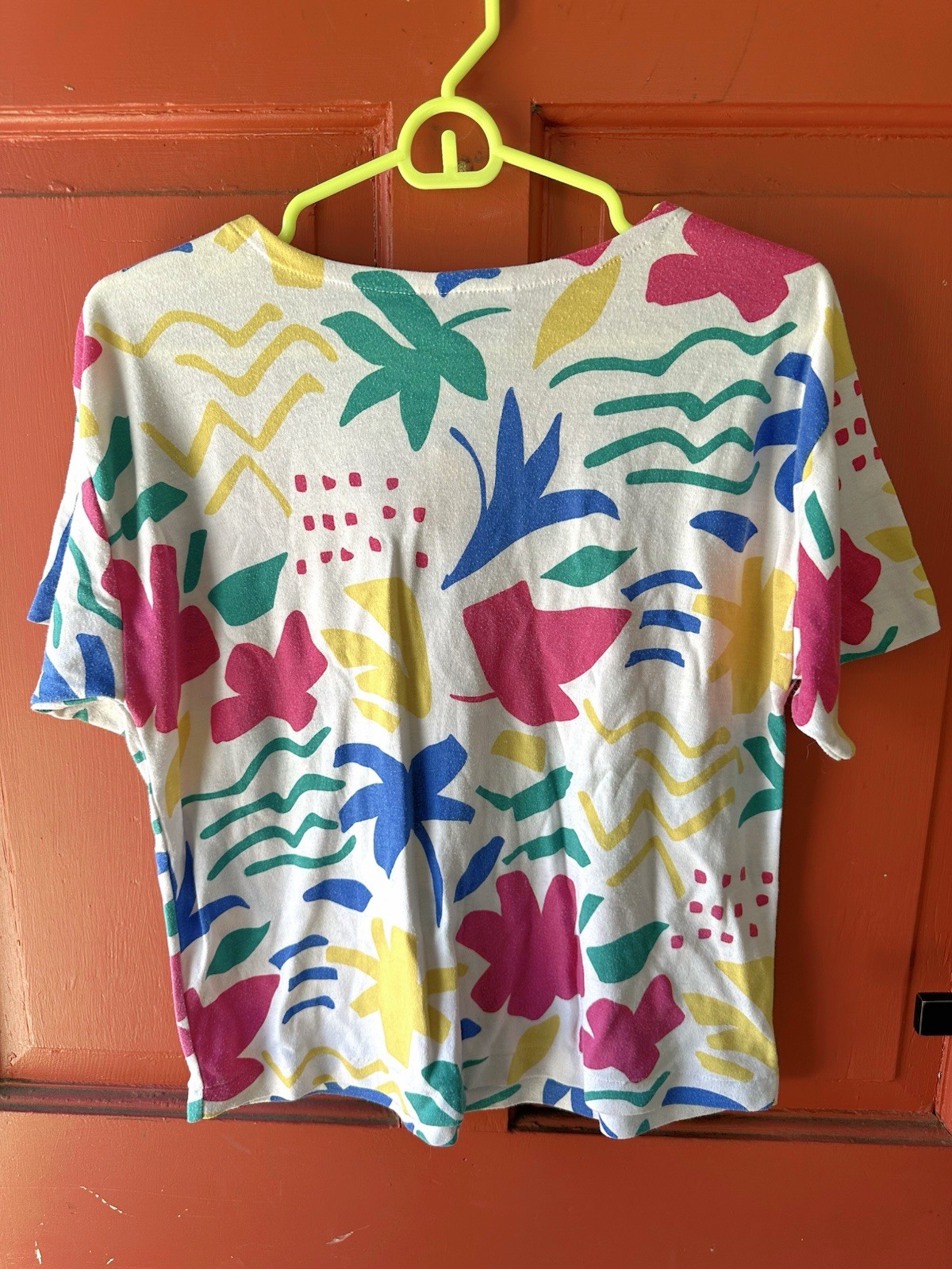 1990s Vintage Women’s Funky Design Blob T-Shirt Retro Style