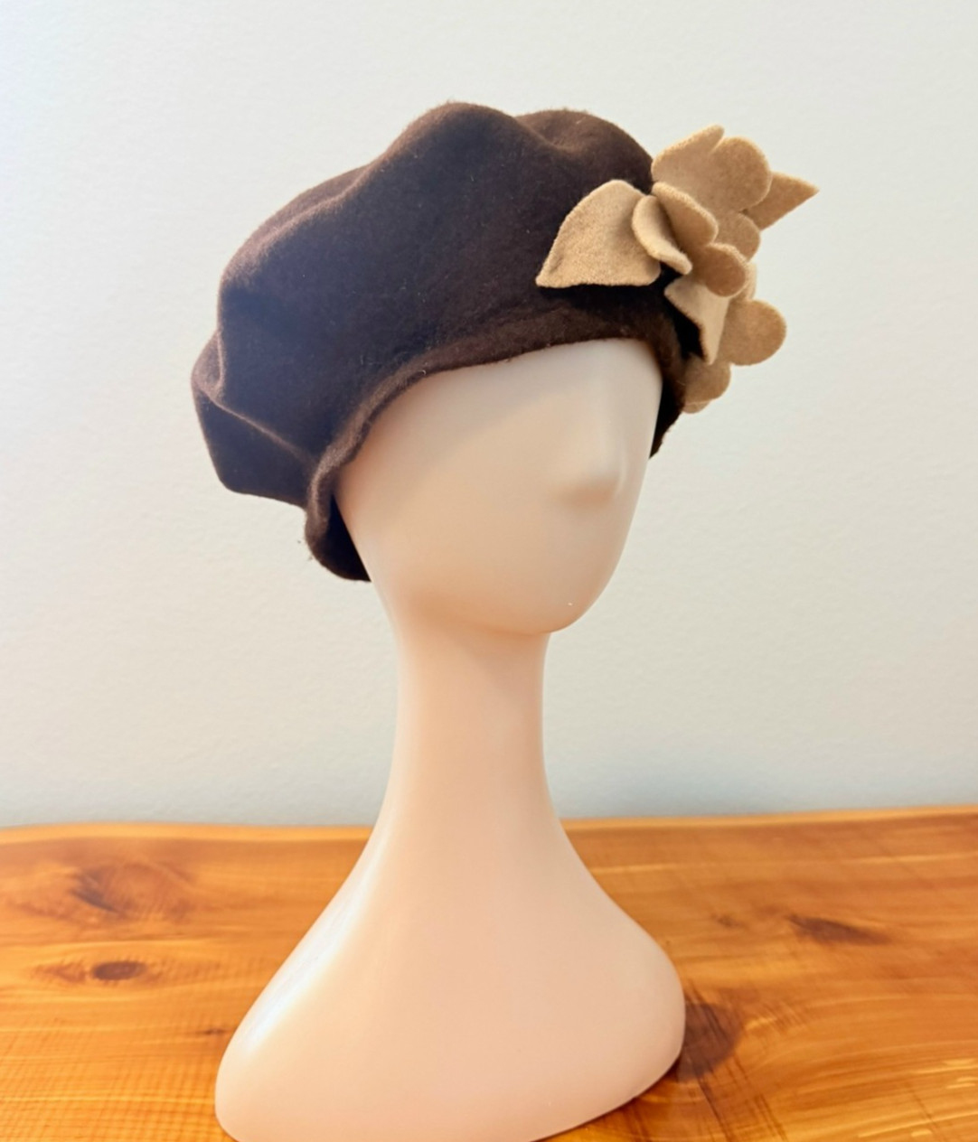 PARKHURST Made in Canada 100% Wool Brown/Beige Floral French Beret Hat
