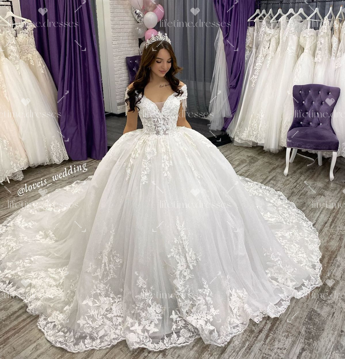 Classic Wedding Dresses Sweep Train White Ivory Church Off Shoulder Bridal Gowns