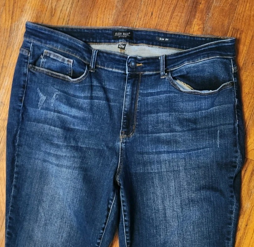 Judy Blue Jeans Slim Fit Womens 22W Stretch Denim Lite Distress 44X29 Free Ship