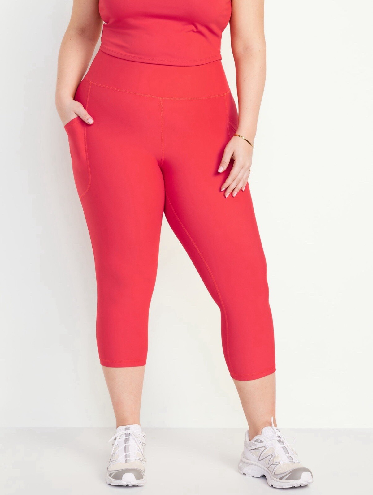 Old Navy Women’s Size XS ~ High-Waisted PowerSoft Side-Pocket Crop Leggings