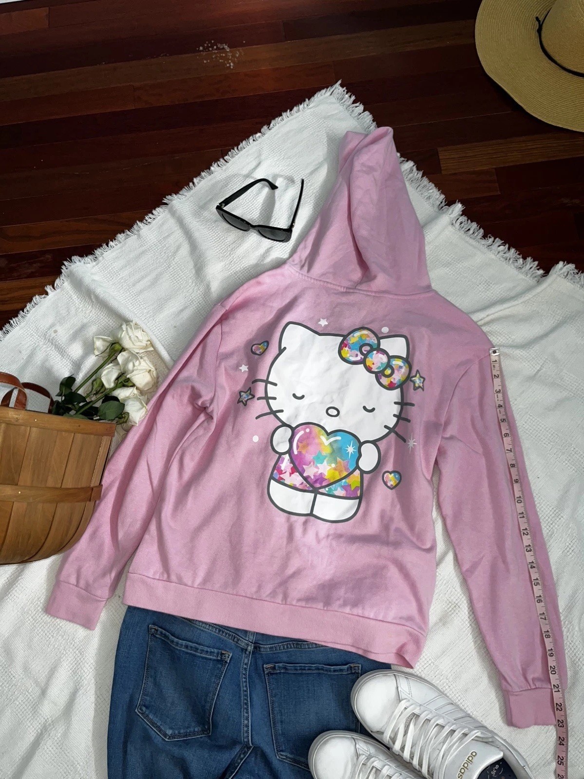 NWOT Hello Kitty 50th Anniversary Zip Up Hooded Sweatshirt Size Medium