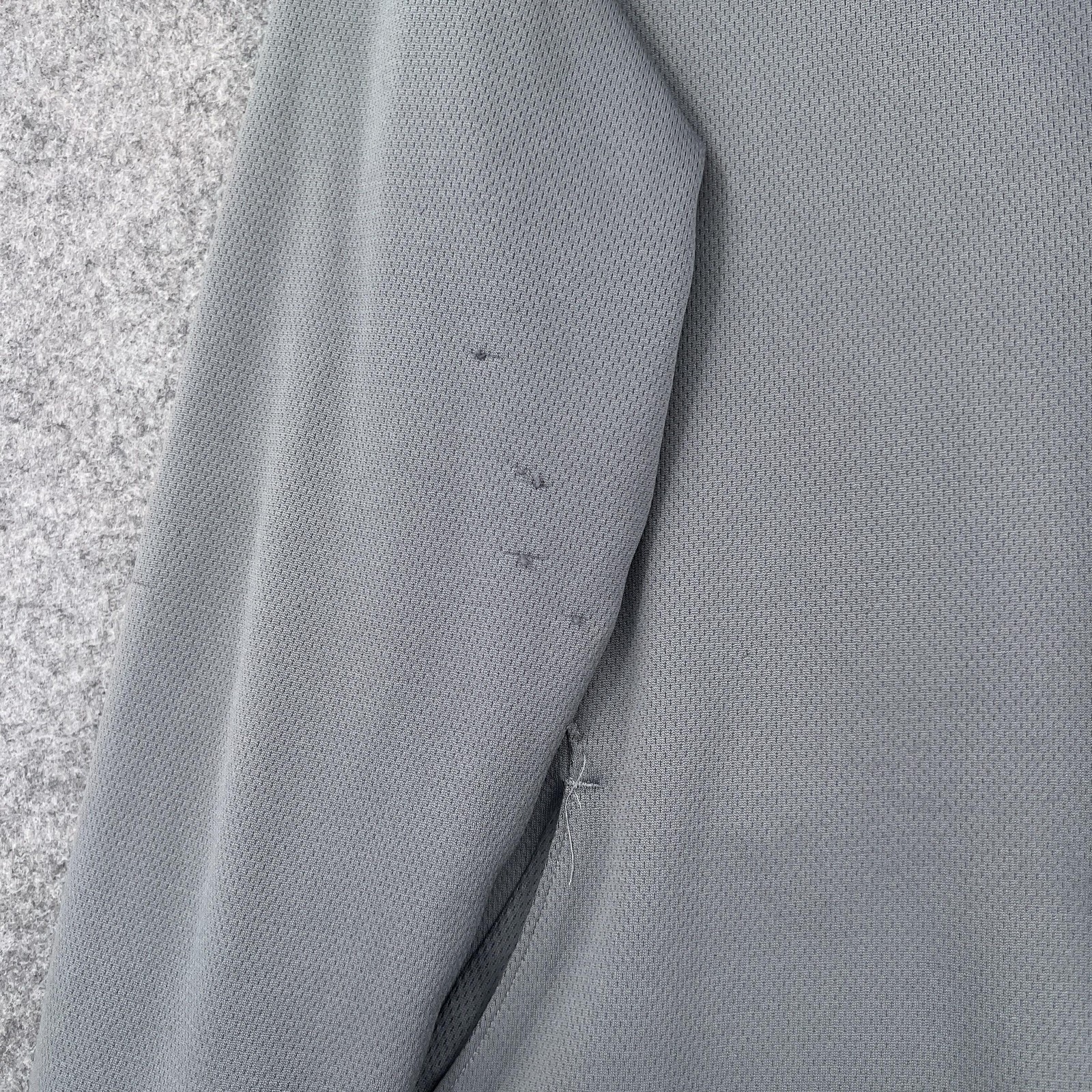 Under Armour Sweatshirt Mens L Gray Full Zip Mock Neck Athletic Moisture Wicking
