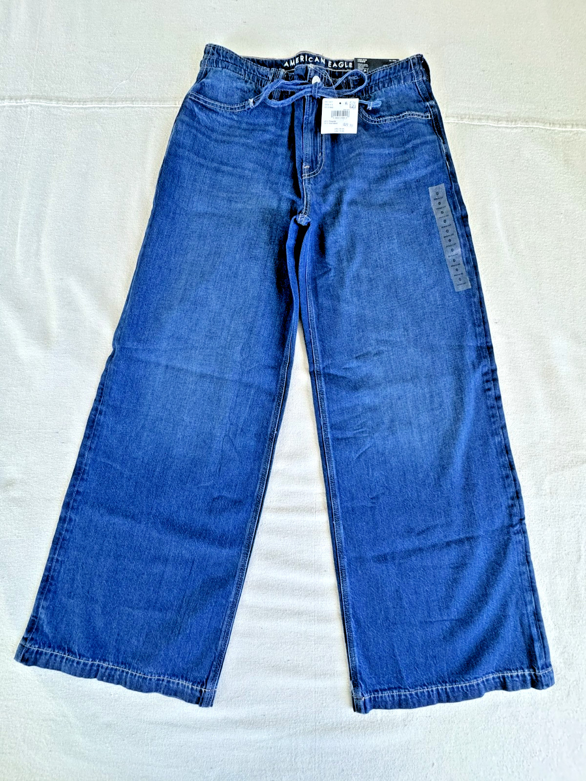 American Eagle Women’s Dreamy Drape Ultra Wide Low Rise Blue Strigid Jeans NWT