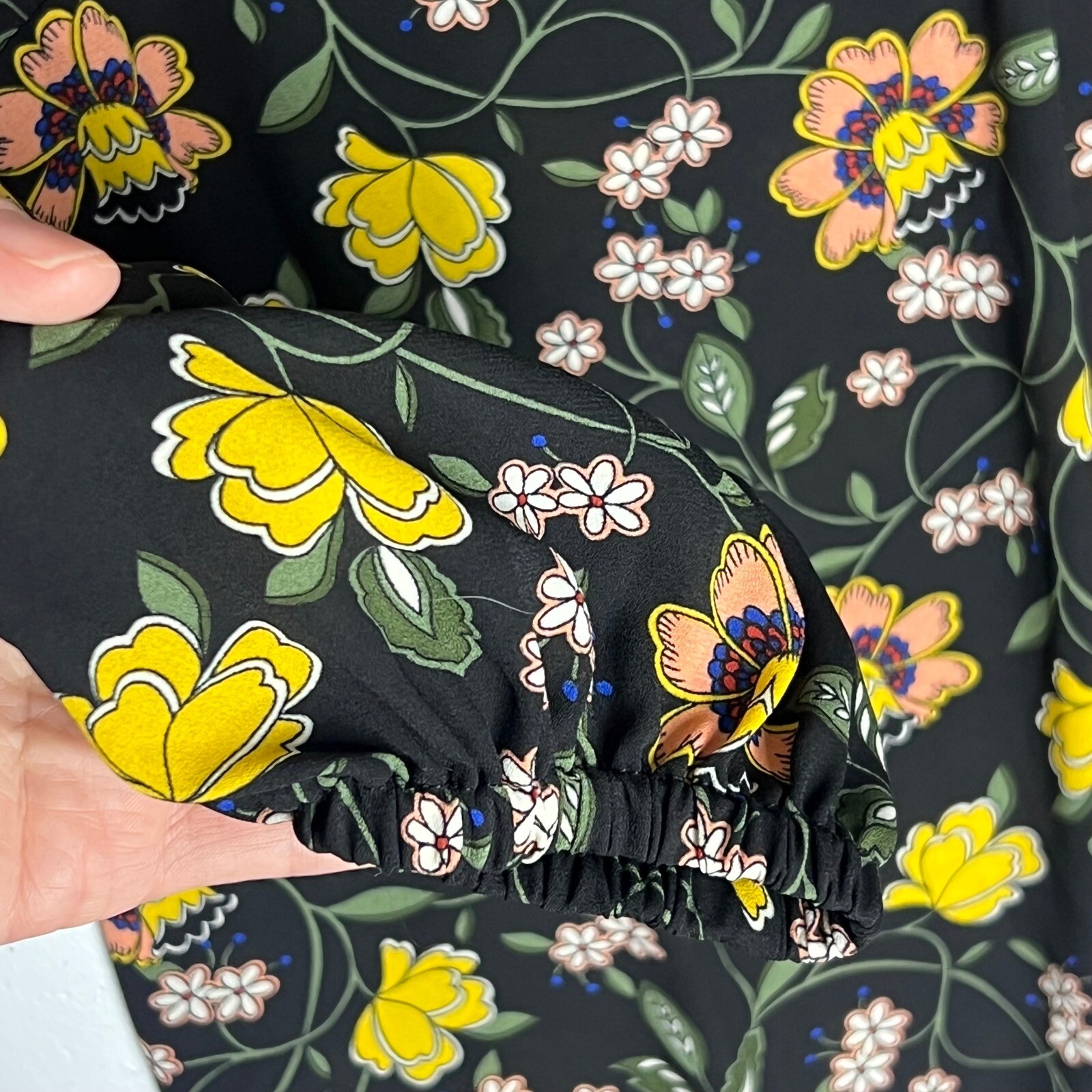 Chelsea & Theodore Floral Blouse Summer Split Neck Long Sleeve Black Yellow 1X