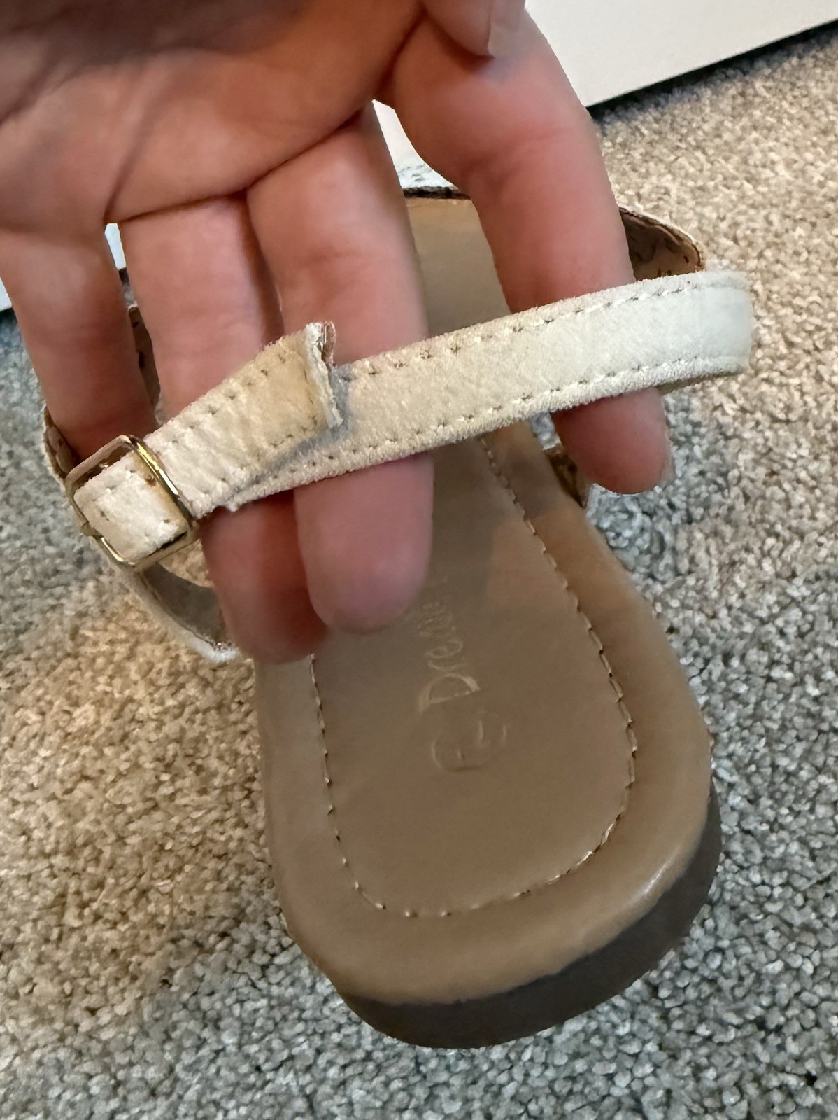 Dream Pairs Women’s White Rhinestone Thong Flat Sandals Ankle Strap Buckle 7.5