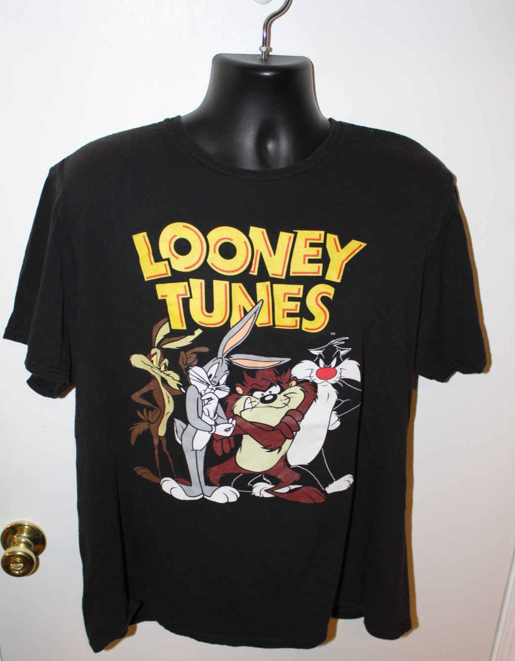 Looney Tunes Black T-Shirt Double Sided Graphic Bugs Bunny Taz Sylvester – XL