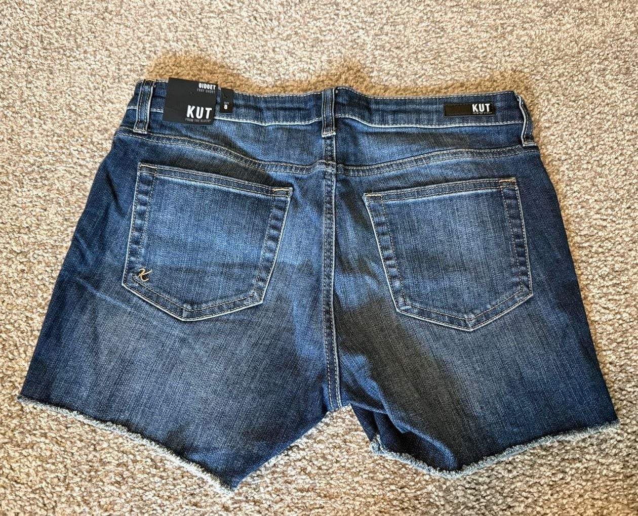 NWT Kut From The Kloth Gidget Fray Denim Shorts Size 8