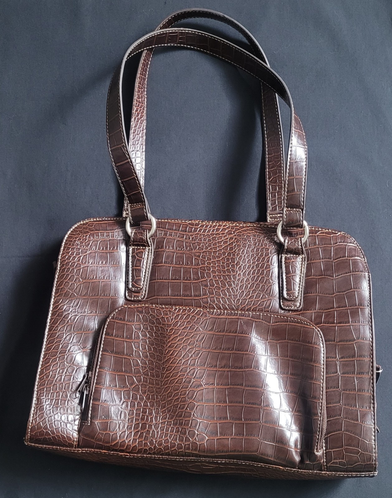 Vintage brown Genuine leather crocodile shoulder tote purse