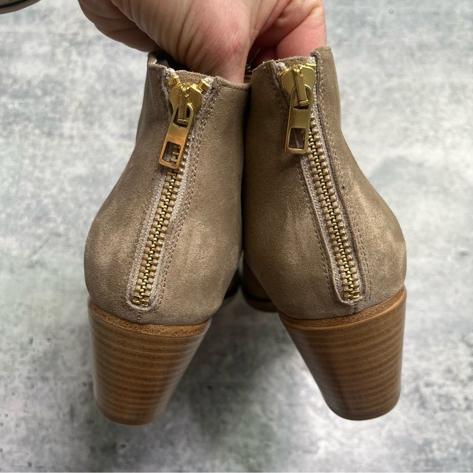 Vince Havana Light Tan Notched Suede Booties 8