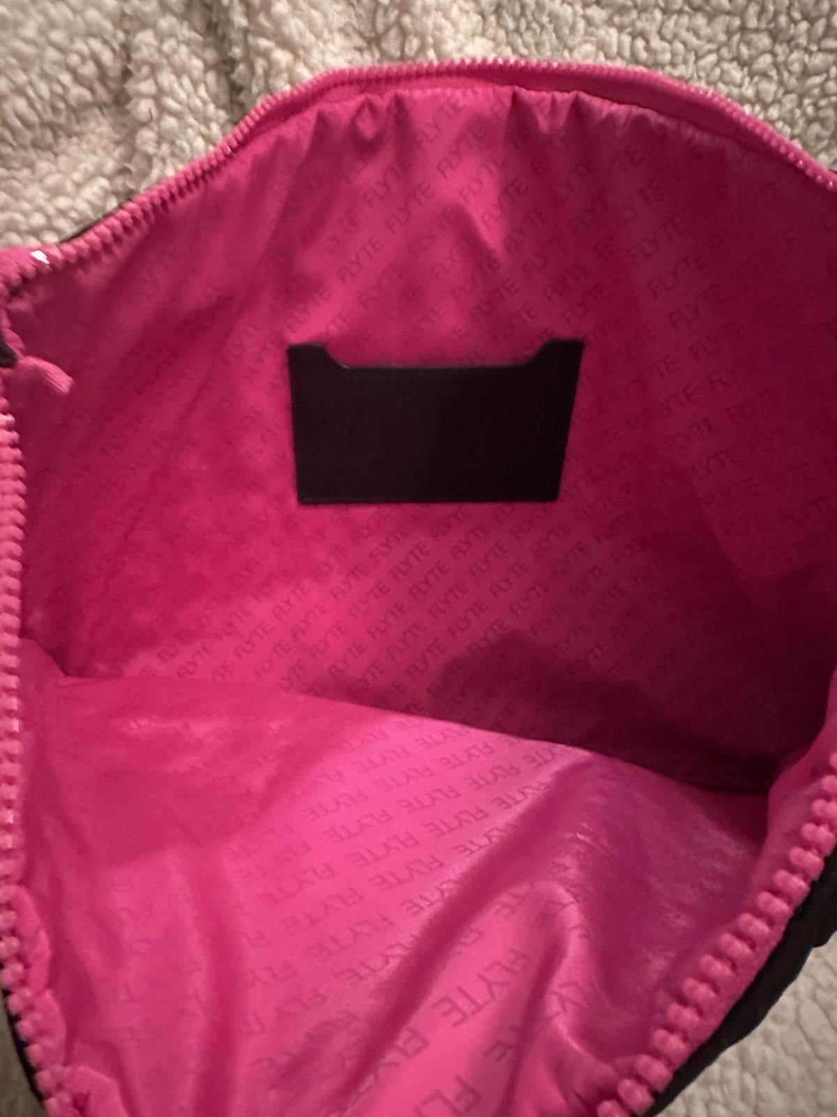 FLYTE Quilted Computer Bag Black Pink Lining Zipper 14 1/4 in x 11 in