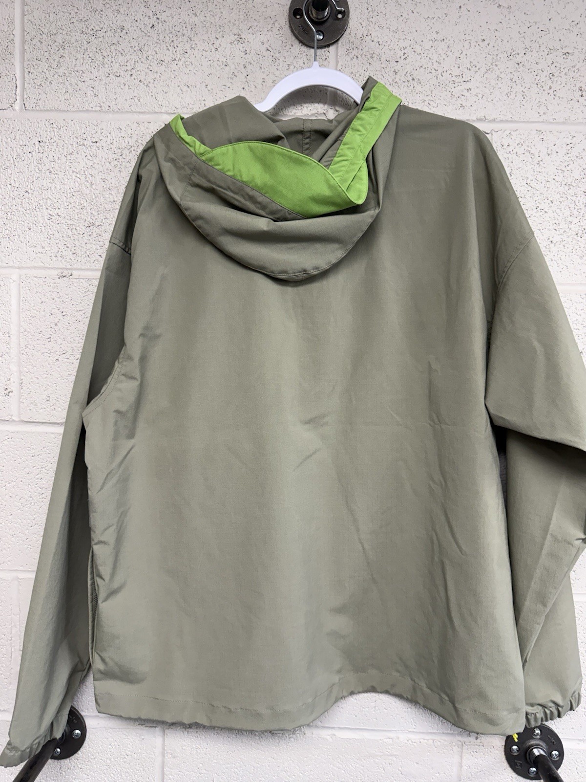 Marmot Windbreaker Anorak Jacket – Hiking / Outdoor Gear – Mens