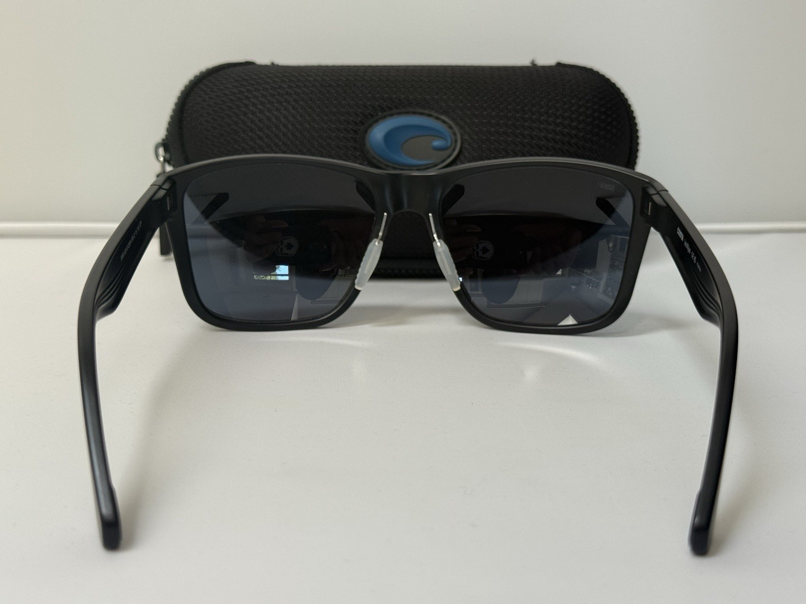 Costa LOS ALIJOS Gray Polarized Sunglasses with Case