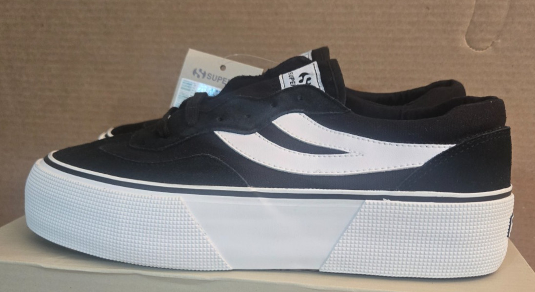 Superga 3041 Revolley Colorblock Platform Sneaker 8.5 Men/10 Women Black/White