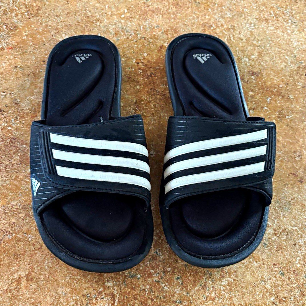 adidas FitFOAM 3-Stripes Cushioned Slide Sandals Black/White women’s US 6