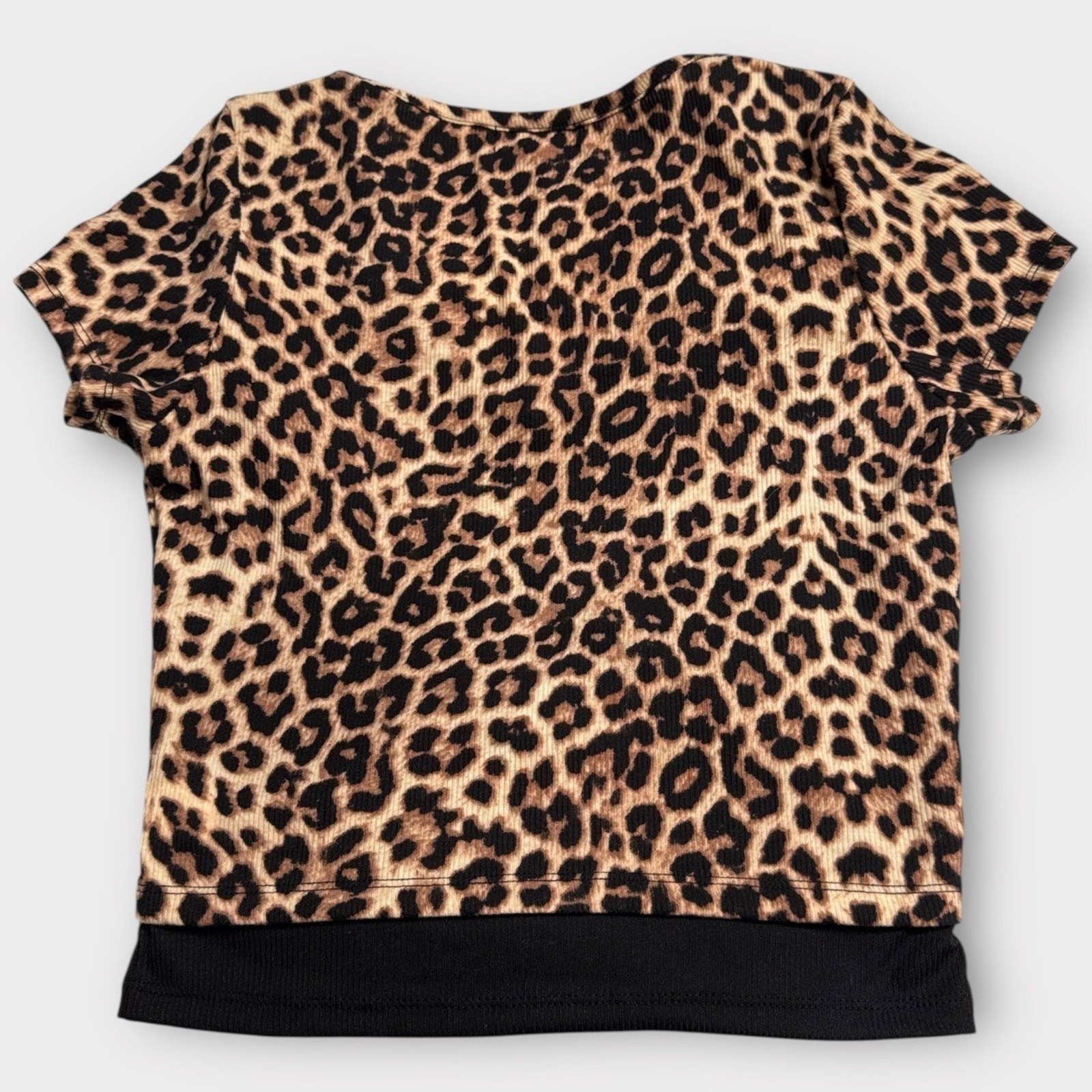 EUC Popular 21 Leopard Print V-Neck Top – Size L – 0516