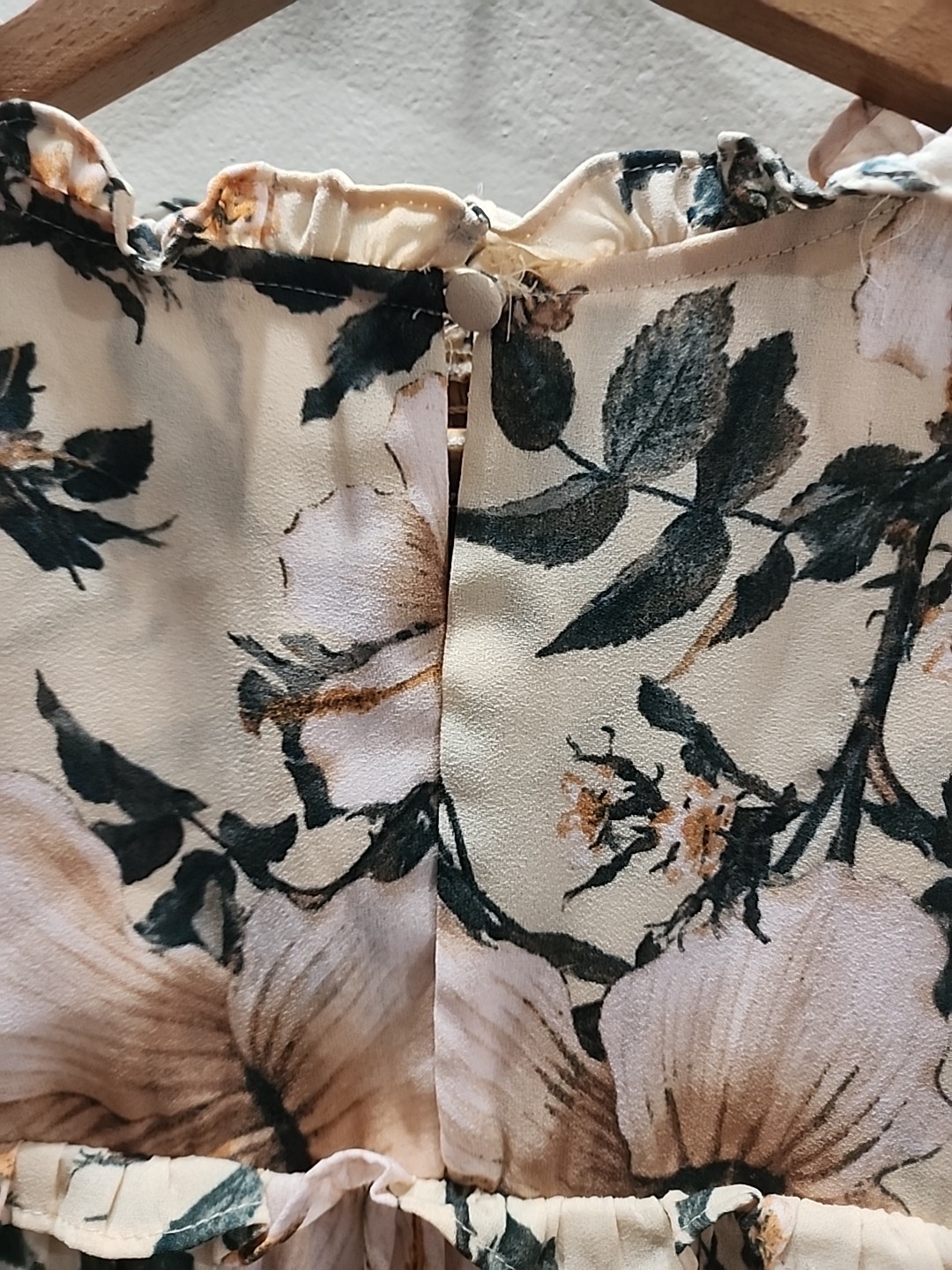 Happy x Nature Size L Dress smocked Floral Boho knee Length By Kate Hudson