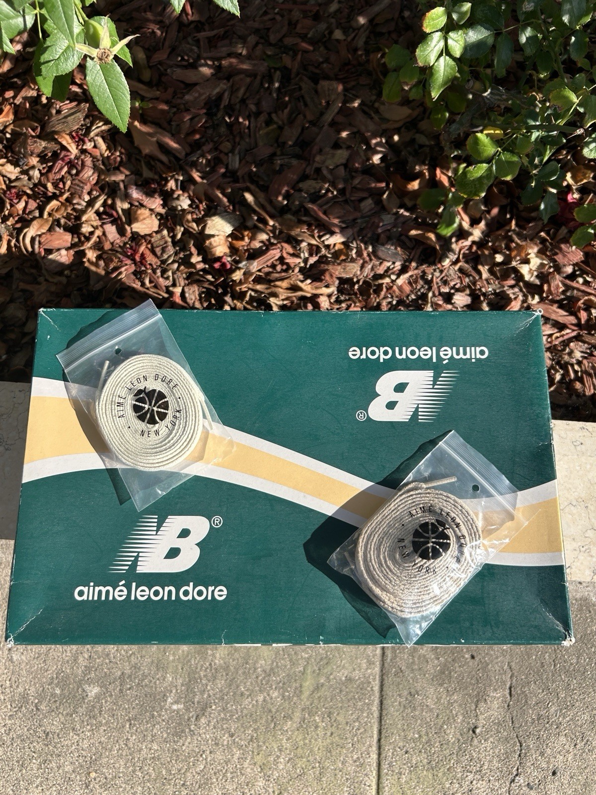 9.5 – New Balance 550 x Aimé Leon Dore ‘Green Yellow’ 2021 [BB550A2]