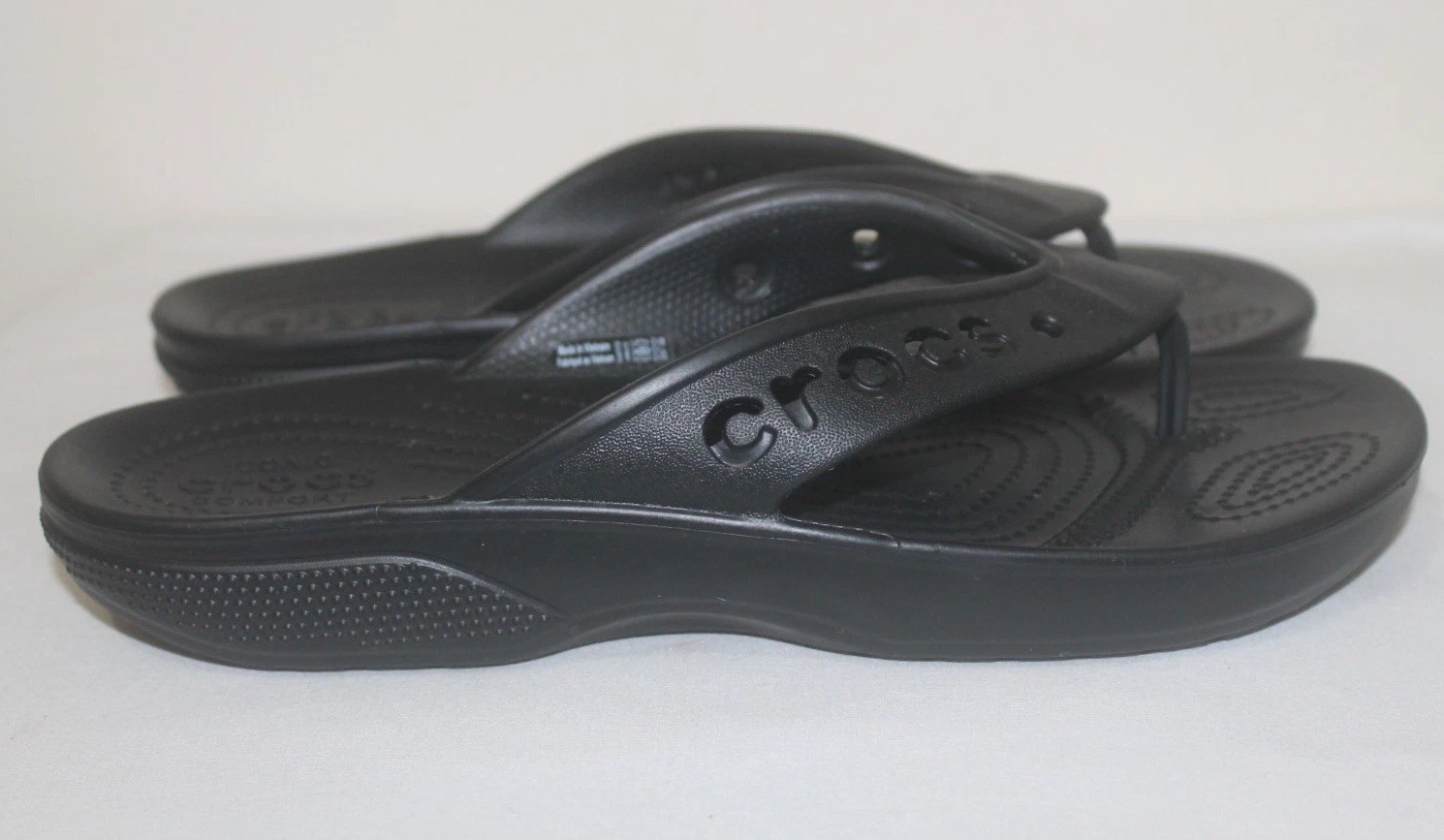 Crocs Baya II M8 W10 Flip Flops Sandals Black Slip-On Iconic Comfort Unisex
