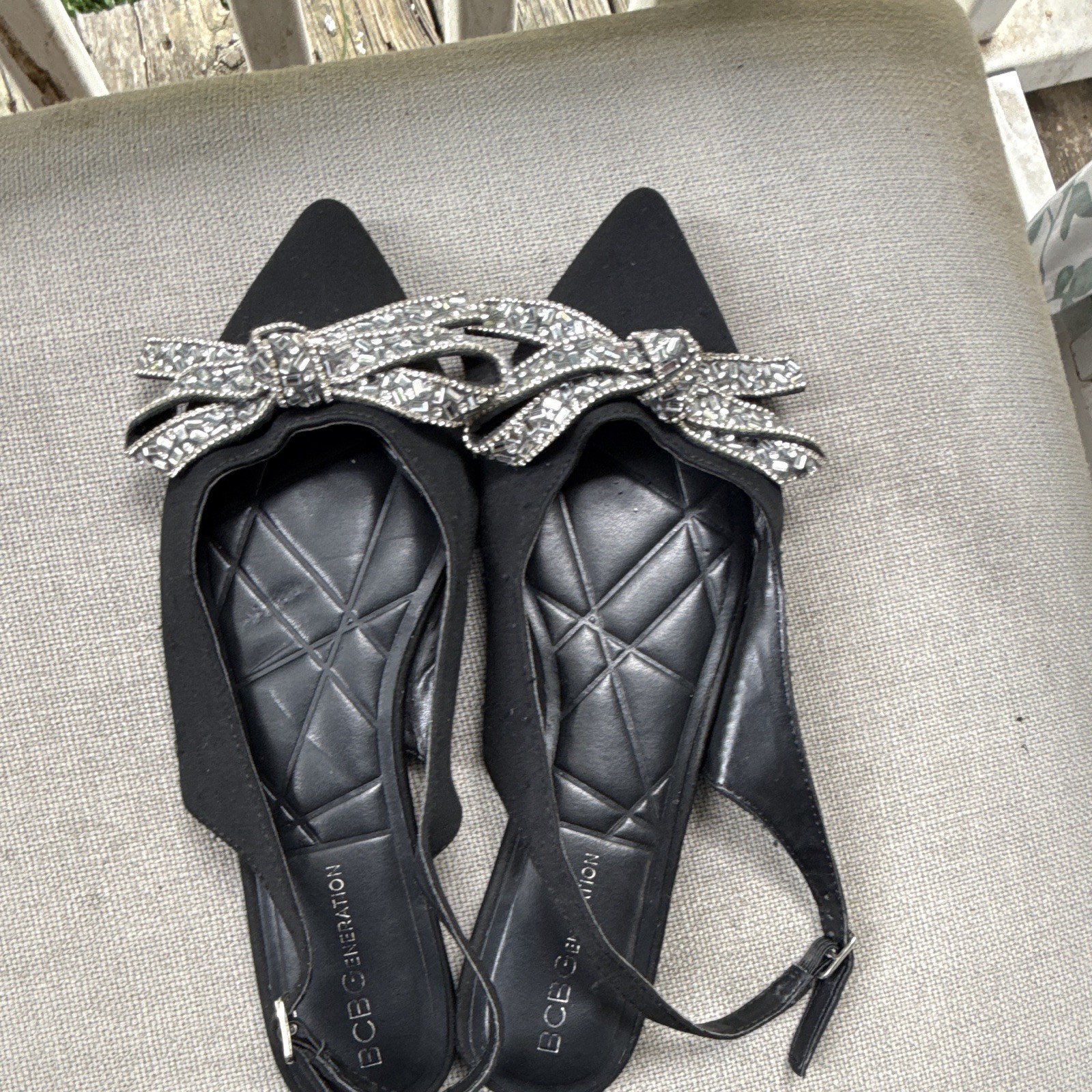 BCBGMAXAZRIA Women’s 7.5 Black Slingback Pointed Toe Flats Rhinestone Bow