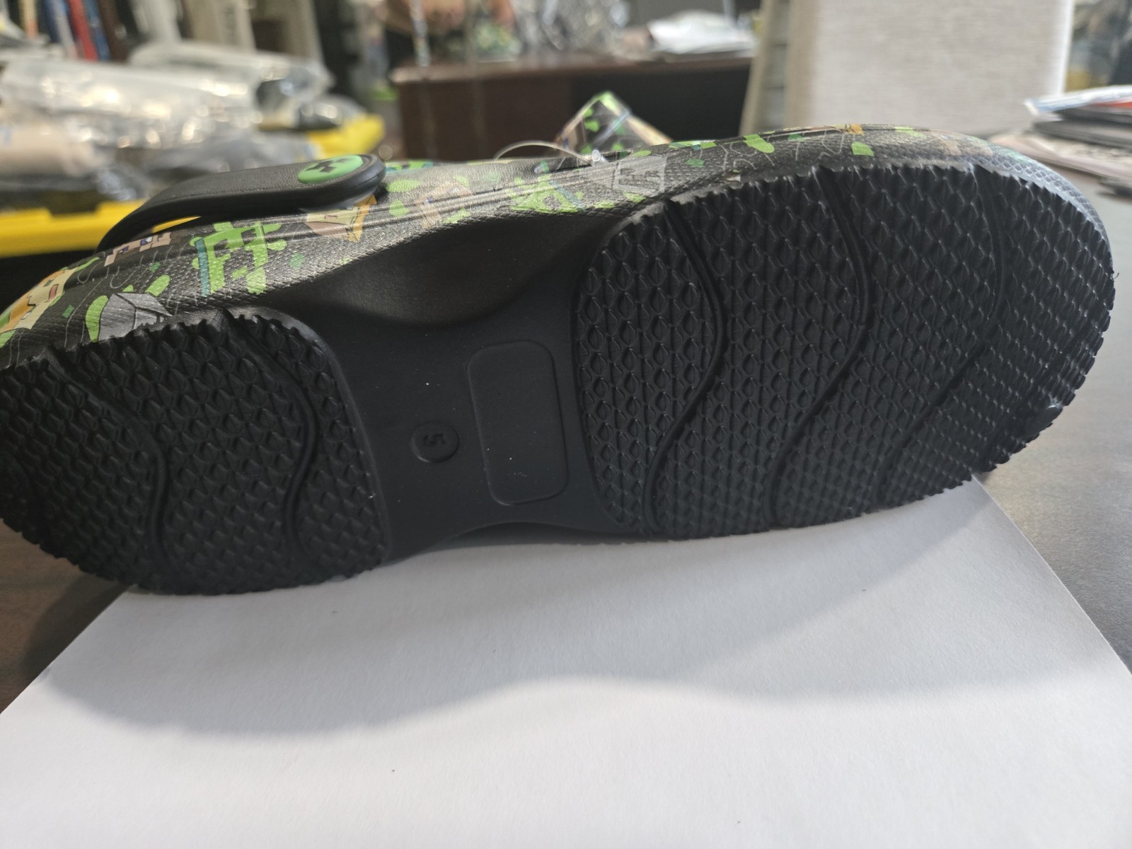 Minecraft Clog Size 5