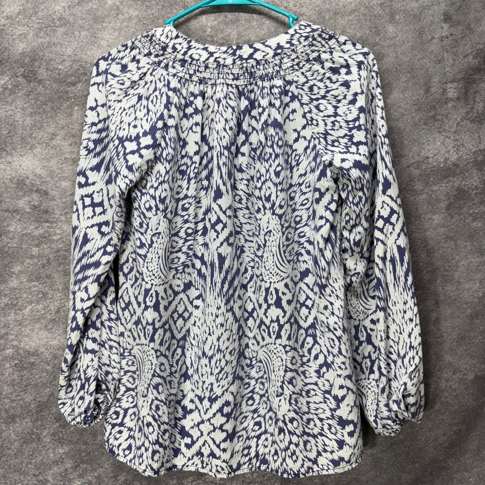 Lilly Pulitzer Elsa Blouse Top Womens XS 100% Silk Pineapple Party Navy White