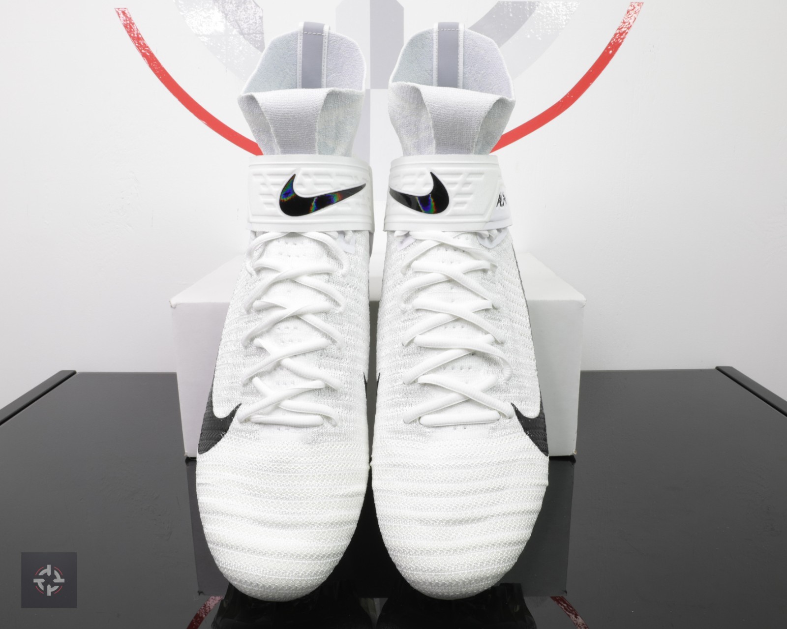 Nike Alpha Menace Elite 2 White Black Football Cleats Mens Size 12-14 AO3374-101