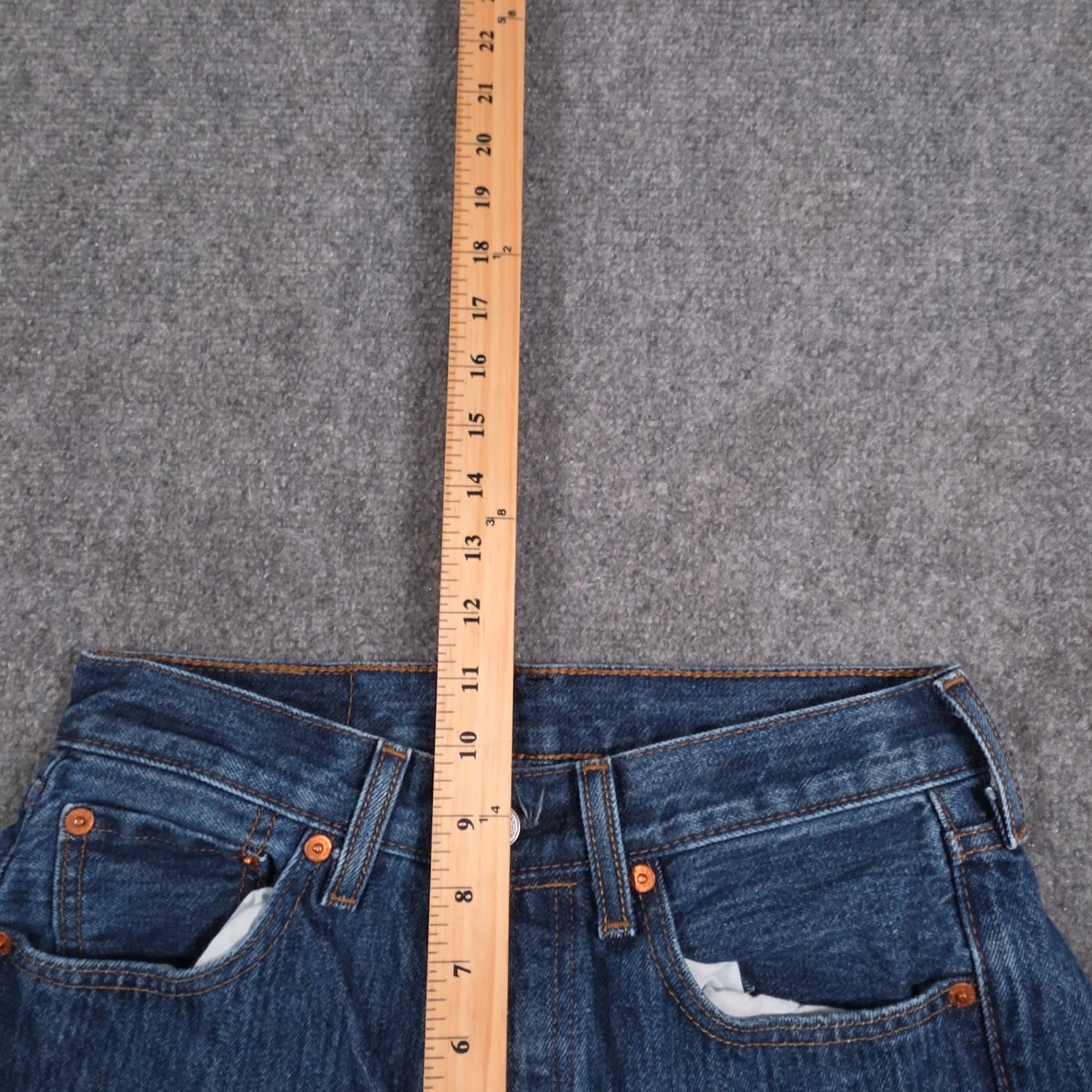 Levi’s 501 Original Fit Jeans Mens 28×30 Dark Blue Wash Button Fly Straight Leg