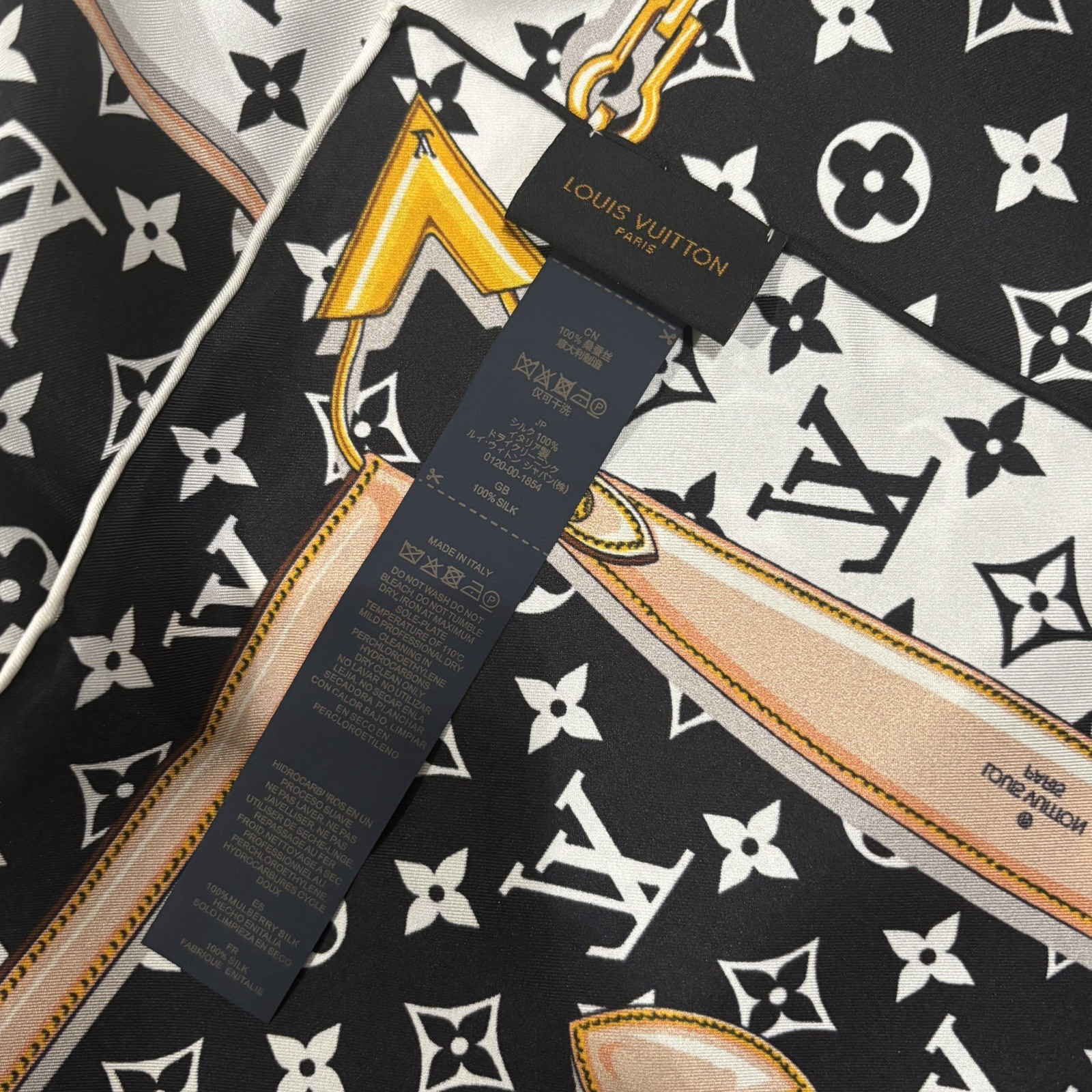 Louis Vuitton Monogram Silk Scarf Black White Chain Belt Print Square LV