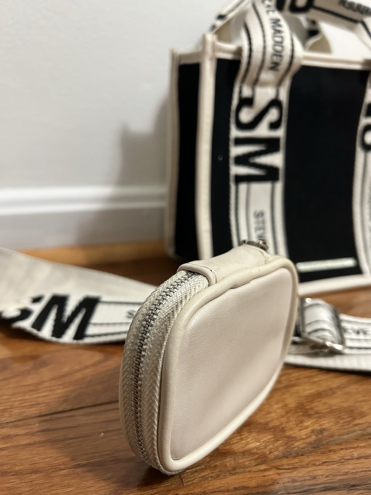 Steve Madden Black/Tan Logo Crossbody Top Handle Bag – Detachable Strap + Pouch