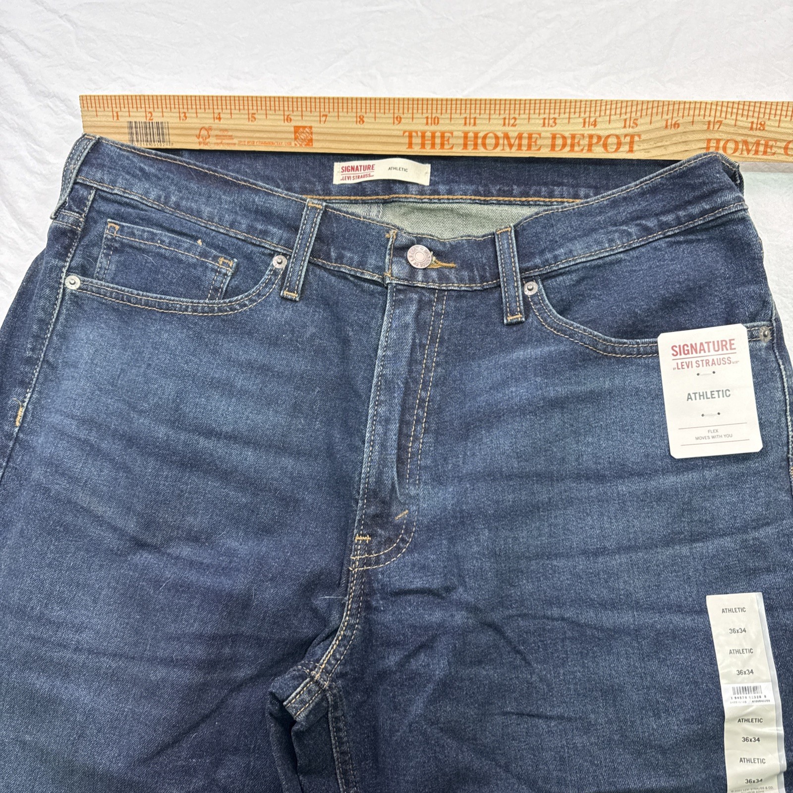 Signature Levi Strauss Mens Athletic Flex Jeans 36X32 Blue W36L32 New