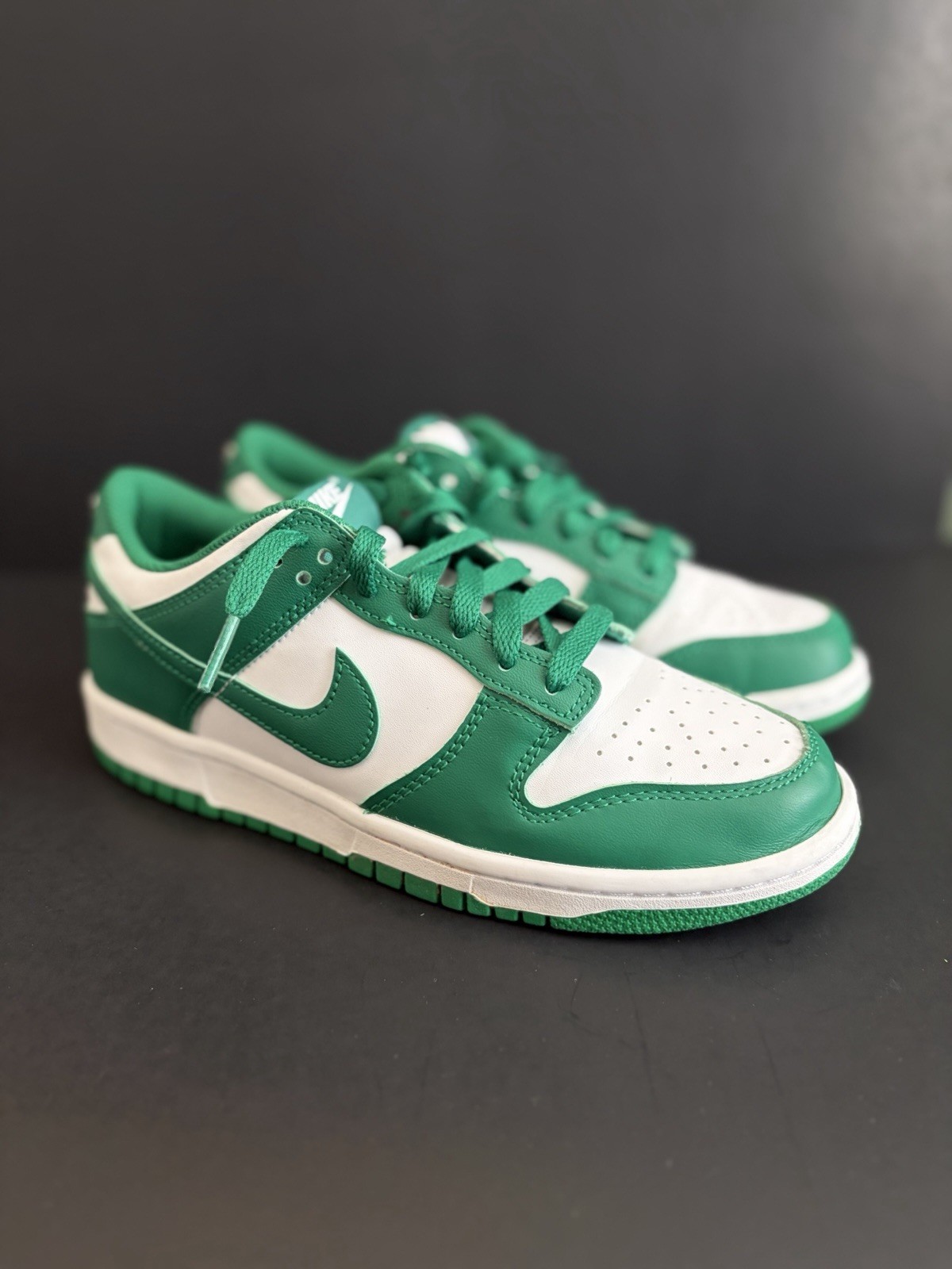 Nike Dunk Low GS White Malachite Green FB9109-114 Youth Size 6.5Y Shoes