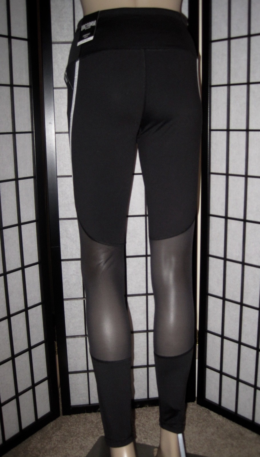 NWT VICTORIA’S SECRET SPORT BLACK MESH SILVER STRIPE KNOCKOUT TIGHT LEGGINGS