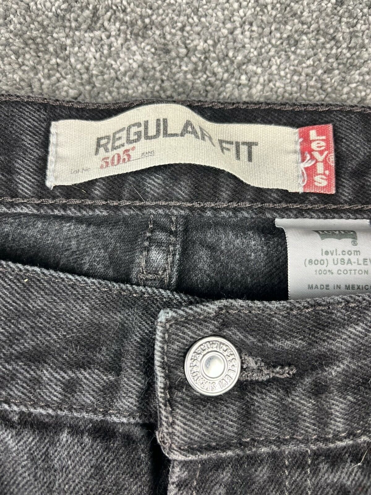 Levis 505 Regular Fit Mens Jeans W42 L30 Black Denim