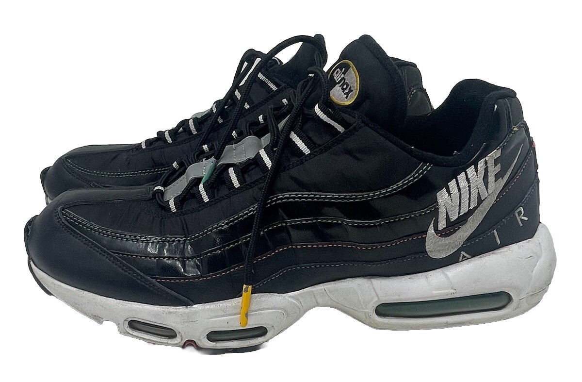 Nike Air Max 95 SE Windbreaker Sneakers Black AJ2018-023 Men’s Size 13