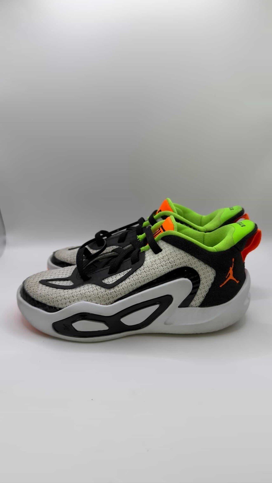 Nike Jordan Tatum 1 White Total Orange Black Home Team DZ3324-108 Youth Size 12C