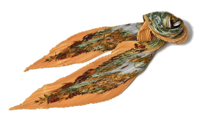 HERMES Pleated Silk Twill Shawl Scarf Orange Multicolor 19.7×51.2in Box Included