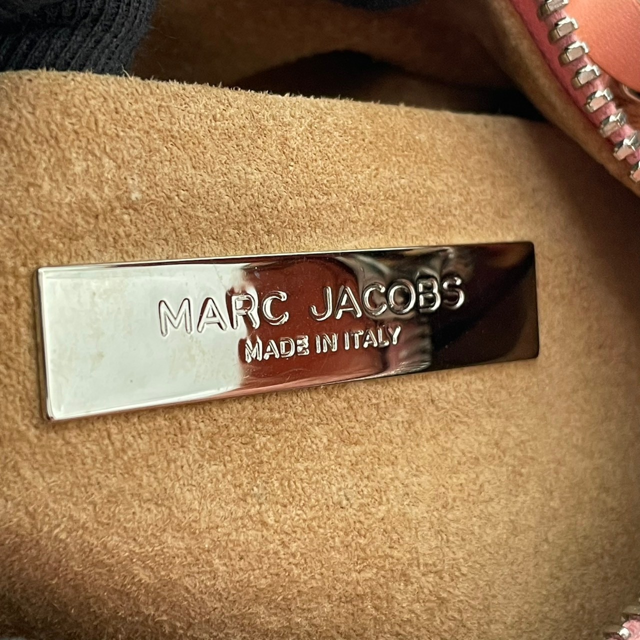 Authentic MARC JACOBS Leather Mini Handbag Pink Push Lock Compact Bag Women