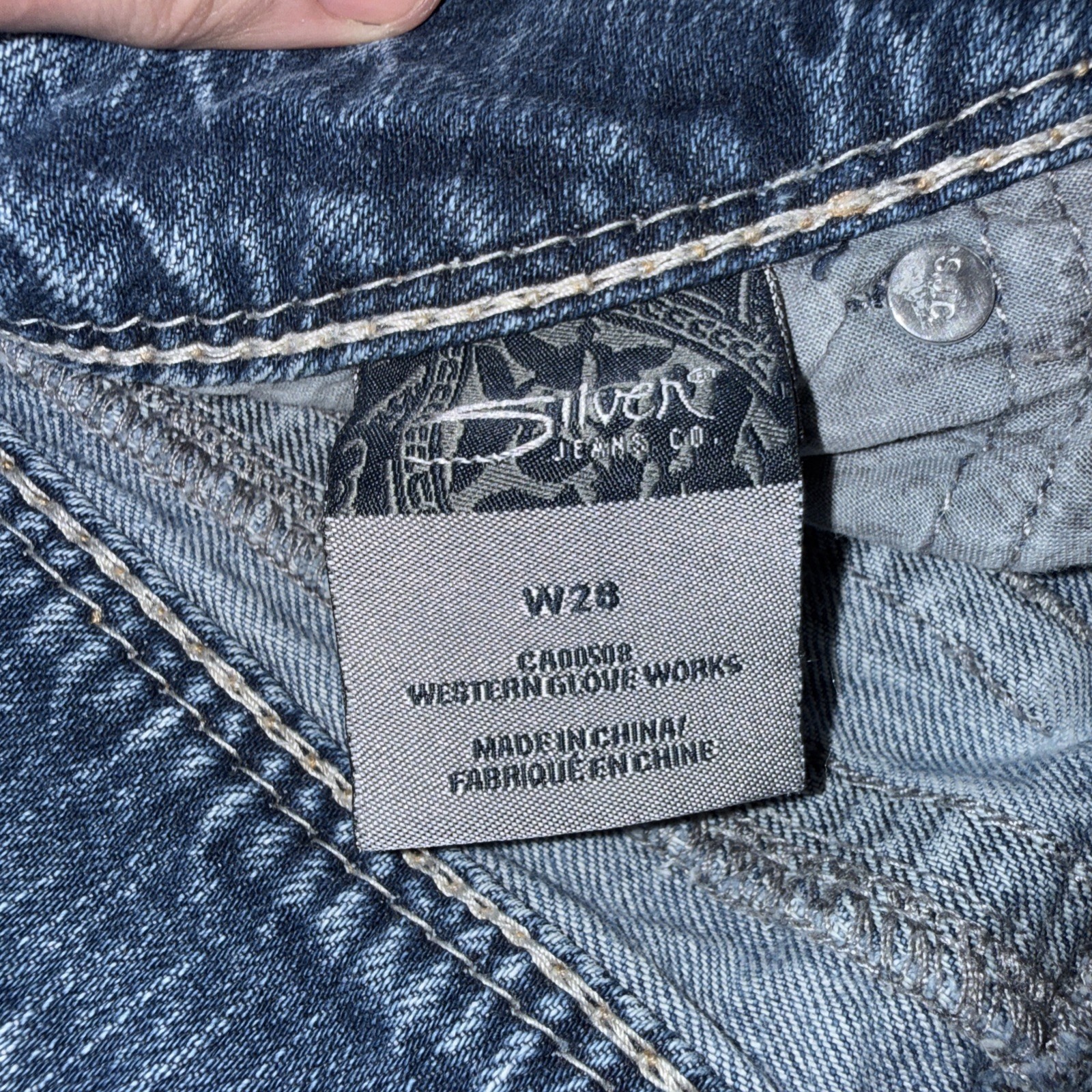 SILVER Jeans Women 28 Denim Suki Surplus Shorts Medium Wash Cotton Blue