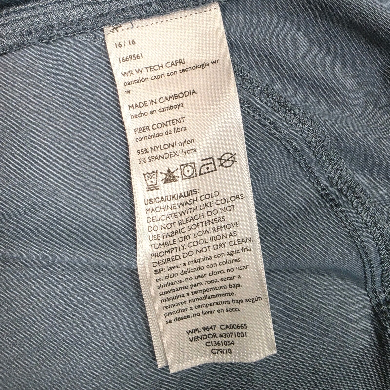 Eddie Bauer Tech Capri Cargo Pants Womens 16 Blue Nylon Stretch Hiking UPF 50+
