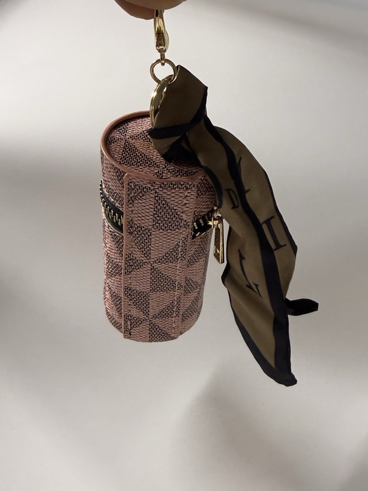 Vouge Lipstick holder bag charm decorative Scarf keychain Geometric Pink Zip